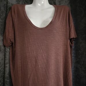 Old Navy Luxe tee Size Large